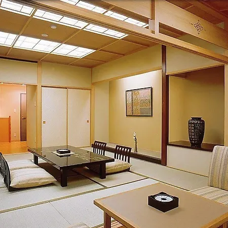 Tsukinose Iizaka